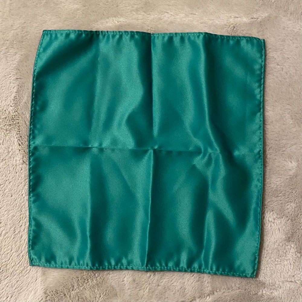 Pocket Square - Picture 2 of 3